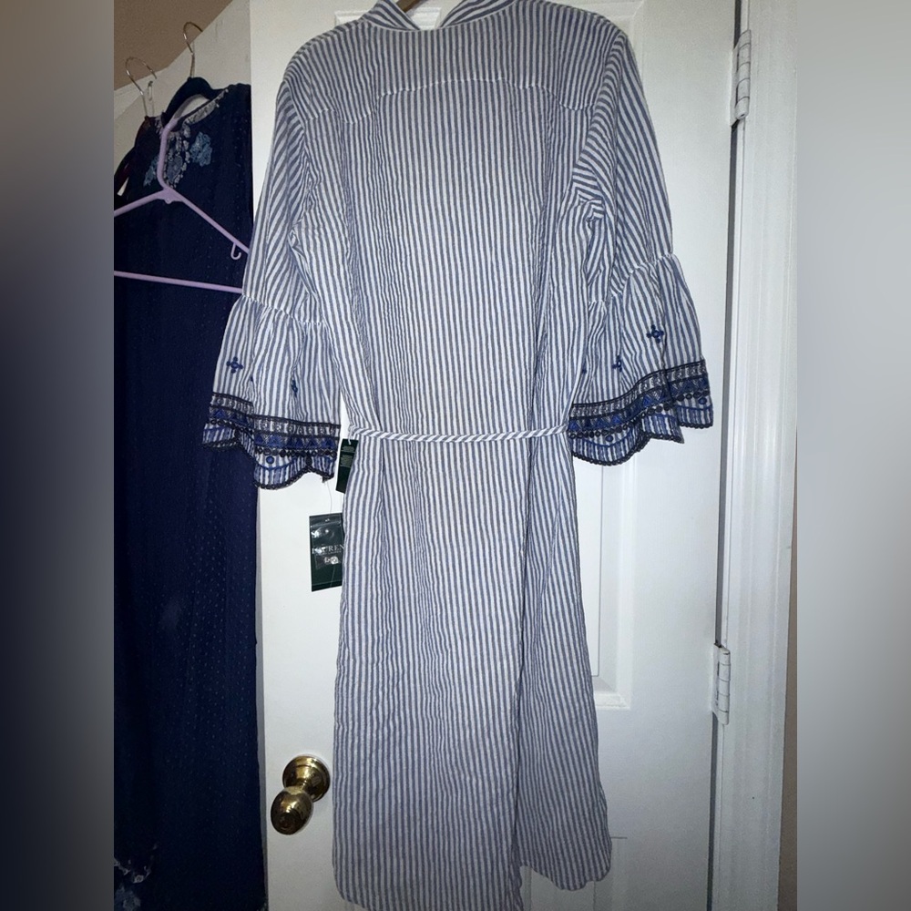 Ralph Lauren Blue and White Striped Dress with Navy Lace - Picture 4 of 7